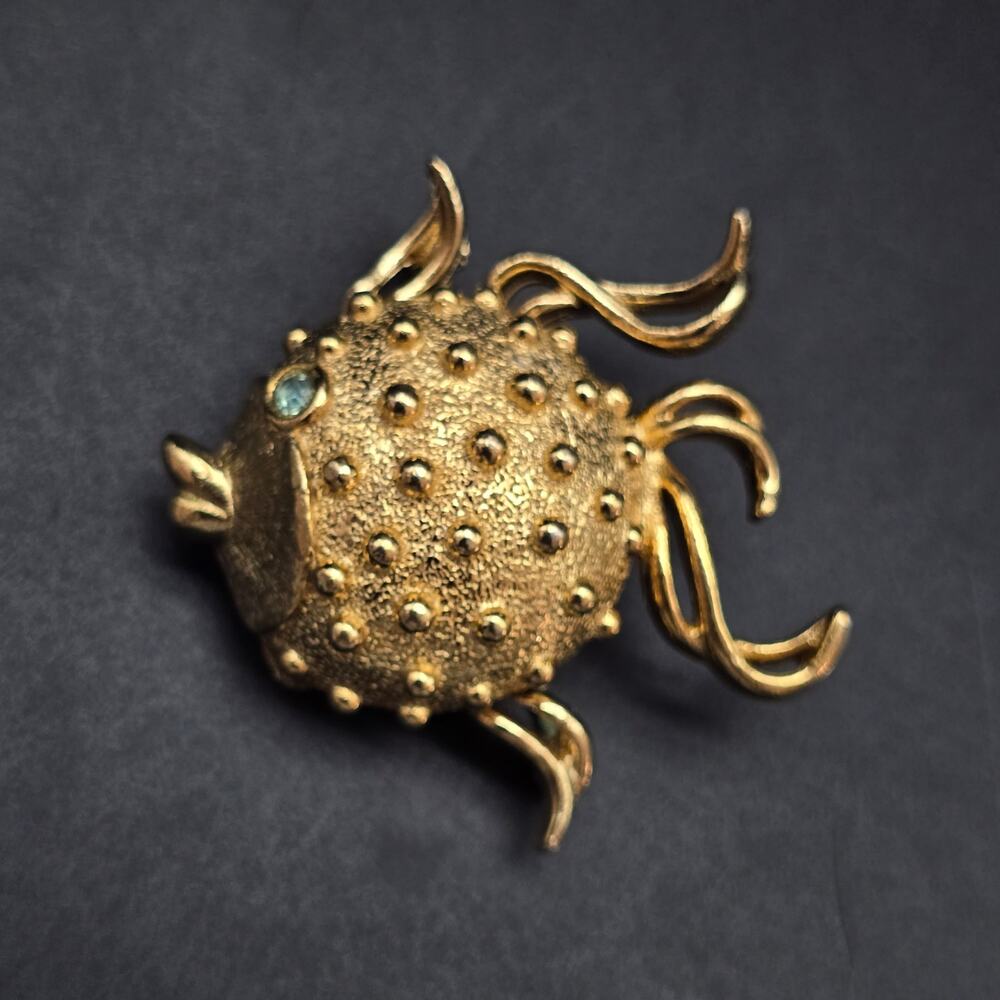 Fuller Brush Puffer Fish Perfume Brooch Gold Tone Green Rhinestone Eye